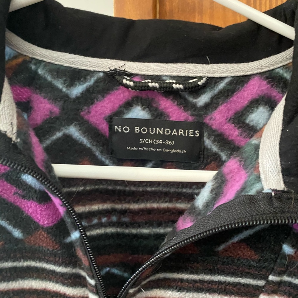 Aztec pullover - Picture 3 of 3